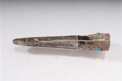 Lot 482 - Chinese white metal and enamelled nail guard