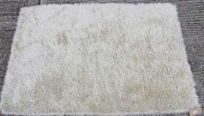 Lot 1667 - Angora white rug