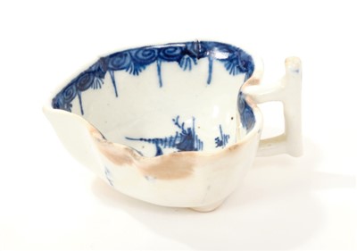Lot 27 - 18th century Derby blue and white leaf-shaped butter boat with Chinese pavilion decoration, 7cm