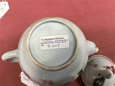 Lot 191 - 18th century Pennington Liverpool polychrome teapot and cover, 20cm