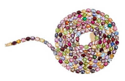 Lot 676 - Multi-gem long chain