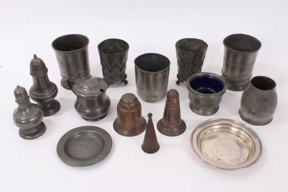 Lot 832 - Collection of 18th / 19th century pewter table wares