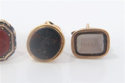 Lot 598 - Four 19th century seals and a signet ring