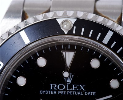 Lot 720 - Rolex Oyster Perpetual Sea-Dweller 4000 stainless steel wristwatch, model 16600. Serial No. Y510092