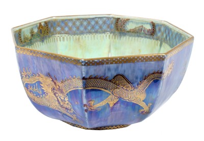 Lot 294 - 1920s Wedgwood dragon lustre bowl, octagonal form, dragons chasing pearl decoration, 22.5cm