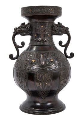 Lot 892 - Chinese archaic vase bronze vase