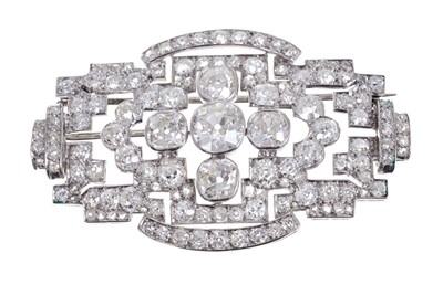 Lot 575 - Art Deco diamond plaque brooch