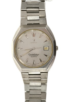 Lot 737 - Gentlemen’s Omega Constellation Chronometer Quartz stainless steel wristwatch