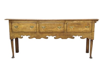 Lot 1564 - 18th century oak dresser base