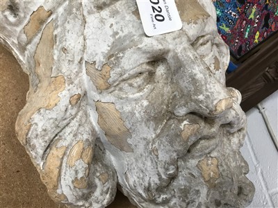 Lot 1020 - Carved stone head - possibly depicting Edward the Confessor