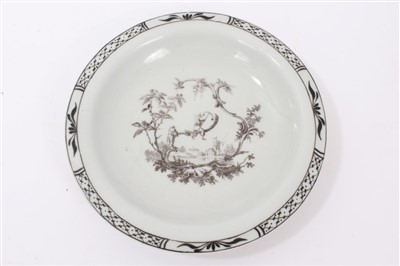 Lot 284 - 18th century Worcester finger bowl stand, printed by Hancock with Les Garcons Chinois, circa 1758