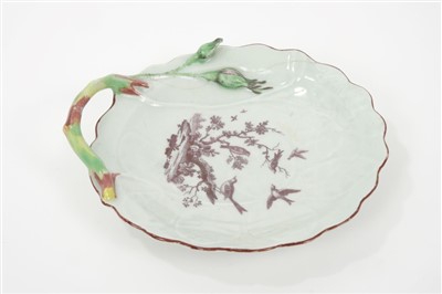 Lot 285 - Rare 18th century Worcester 'Blind Earl' dish, circa 1756, with moulded leaf and stalk handle, 16cm