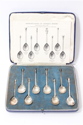 Lot 413 - 1930s set eight silver spoons modelled as repro's of antique silver spoons of the Middle Ages