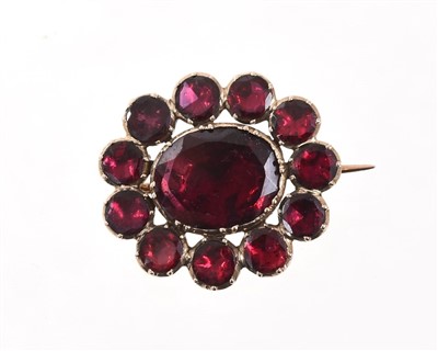 Lot 708 - George III garnet cluster brooch