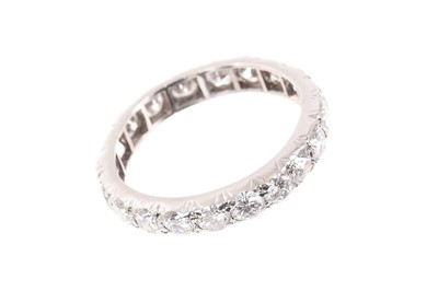 Lot 710 - Diamond full eternity ring