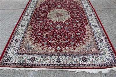 Lot 1479 - Kashan-style carpet