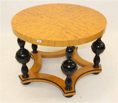 Lot 818 - Biedermeier-style satin birch table