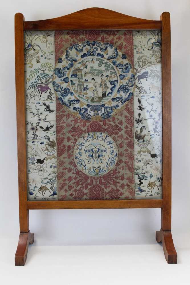 Lot 3051 - Chinese hand embroidered silk roundels and panels in fire screen.