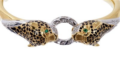 Lot 405 - 18ct gold Leopard bangle