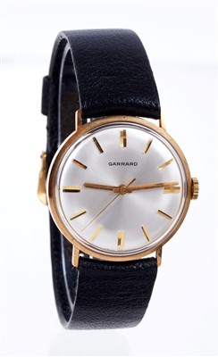 Lot 563 - Gentlemen’s Garrard 9ct gold wristwatch with mechanical movement