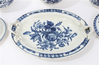 Lot 71 - Group of 18th century Worcester blue and white porcelain