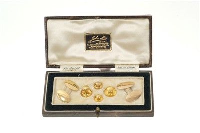 Lot 491 - Pair 9ct gold cufflinks and dress studs in box