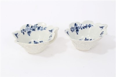 Lot 161 - Pair 18th century Worcester butter boats, creamware butter boat, Worcester coffee can, two Chinese cups