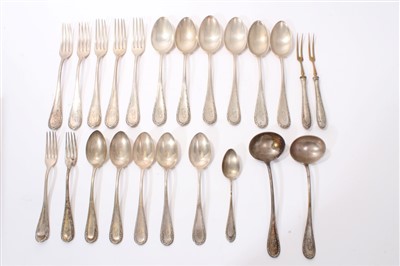 Lot 276 - Selection of late 19th / early 20th century silver flatware