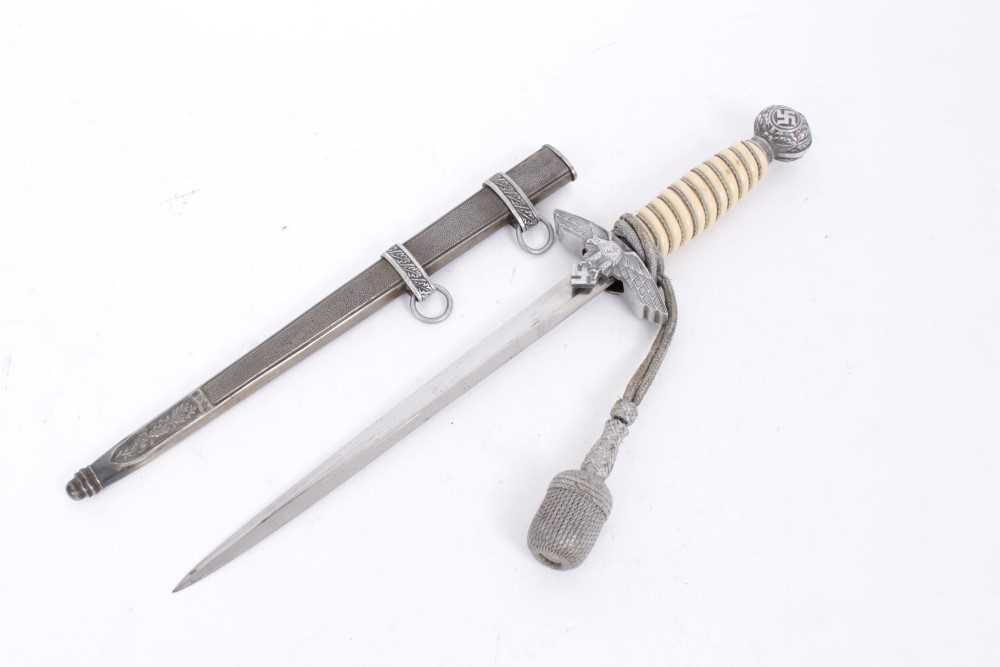 Lot 801 - Second World War Nazi Second Pattern Luftwaffe Dress Dagger with Dress Knot