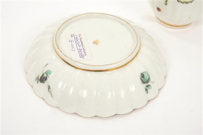 Lot 14 - Two Chelsea Derby coffee cups and saucers