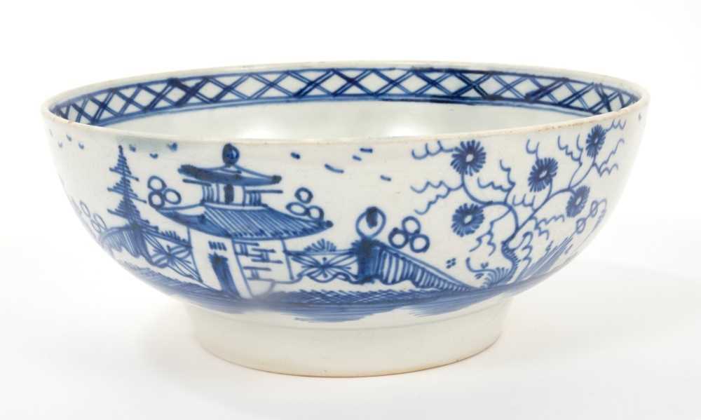 Lot 21 - Scarce 18th century blue and white bowl - possibly Bovey Tracey - Indeo pottery
