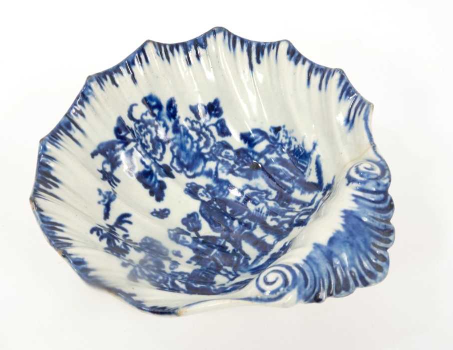 Lot 24 - Large 18th century Pennington Liverpool blue and white shell-shaped pickle dish