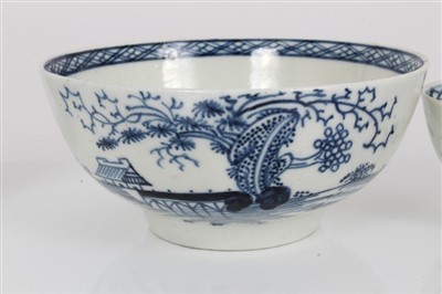 Lot 26 - 18th century Christians Liverpool blue and white sugar bowl, two similar coffee cups and two tea bowls