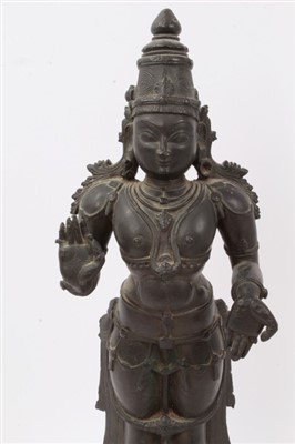 Lot 707 - Antique Indian bronze deity figure