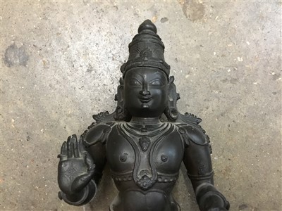 Lot 707 - Antique Indian bronze deity figure