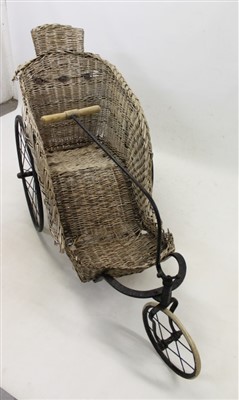 Lot 1321 - 19th century Bath chair