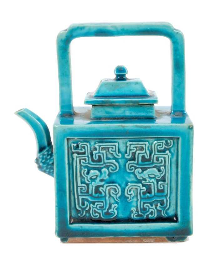Lot 49 - Chinese Qing turquoise glazed wine pot and cover of rectangular form