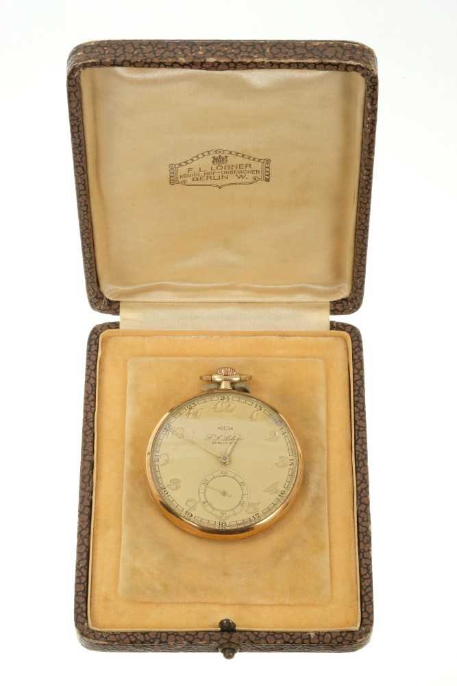 Lot 582 - 1920s gentlemen’s 14ct gold pocket watch by Recta