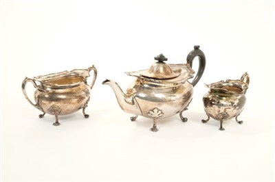 Lot 334 - Edwardian silver three piece tea set