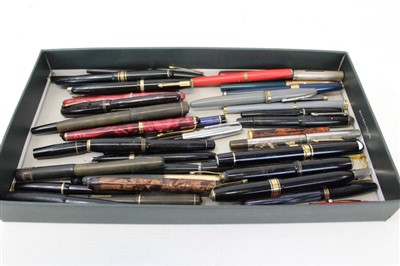 Lot 3623 - Collection of vintage fountain pens