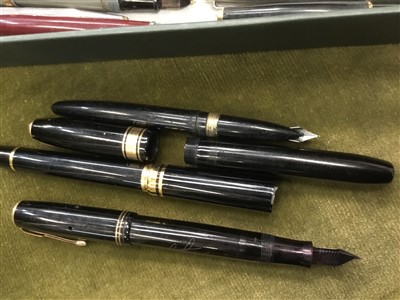 Lot 3623 - Collection of vintage fountain pens