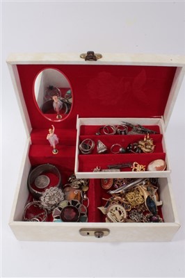 Lot 3306 - Jewellery box containing silver and white metal rings, ingot pendant, bangle etc