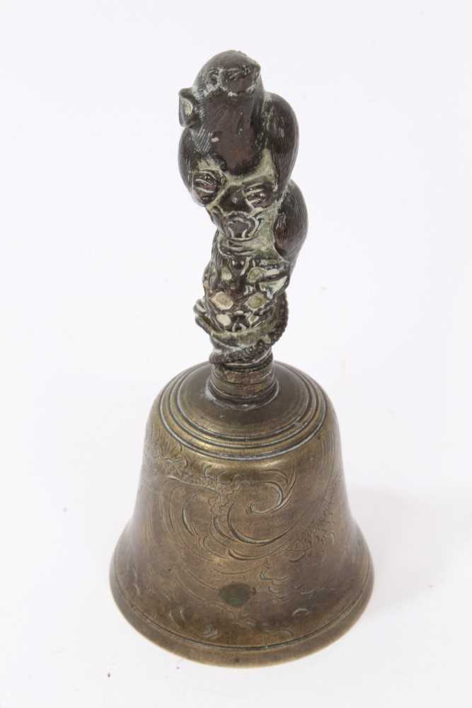 Lot 632 - 19th century Japanese bronze bell, signed