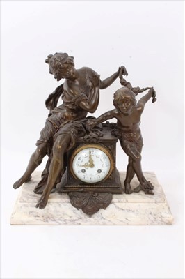 Lot 608 - Late 19th / early 20th century French bronzed spelter mantel clock