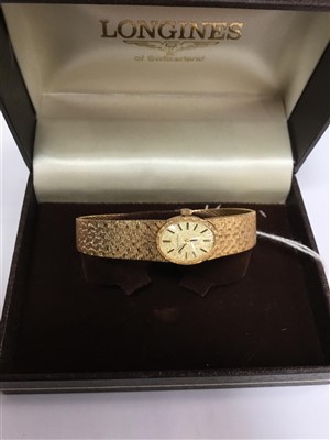 Lot 567 - Ladies' Longines 9ct gold wristwatch with mechanical movement