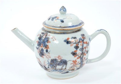 Lot 142 - Early 18th century Chinese Imari teapot and cover