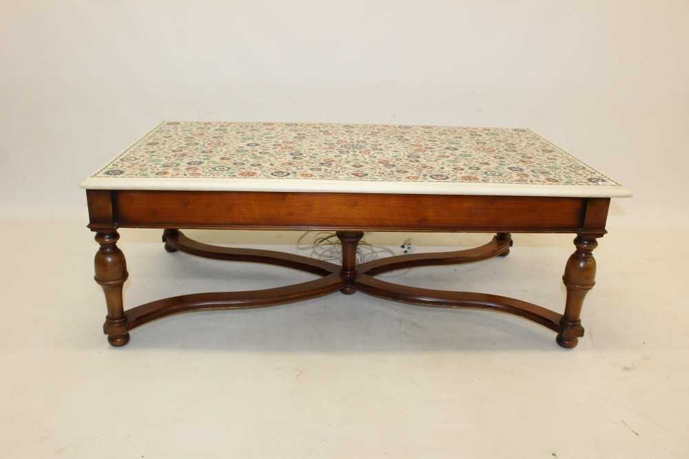 Lot 1373 - Indian inlaid marble coffee table