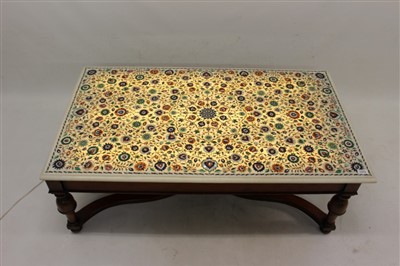 Lot 1373 - Indian inlaid marble coffee table