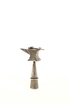 Lot 372 - Unusual Edwardian silver seal in the form of an anvil