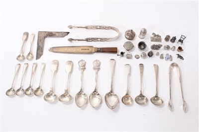 Lot 381 - Selection of miscellaneous silver and white metal